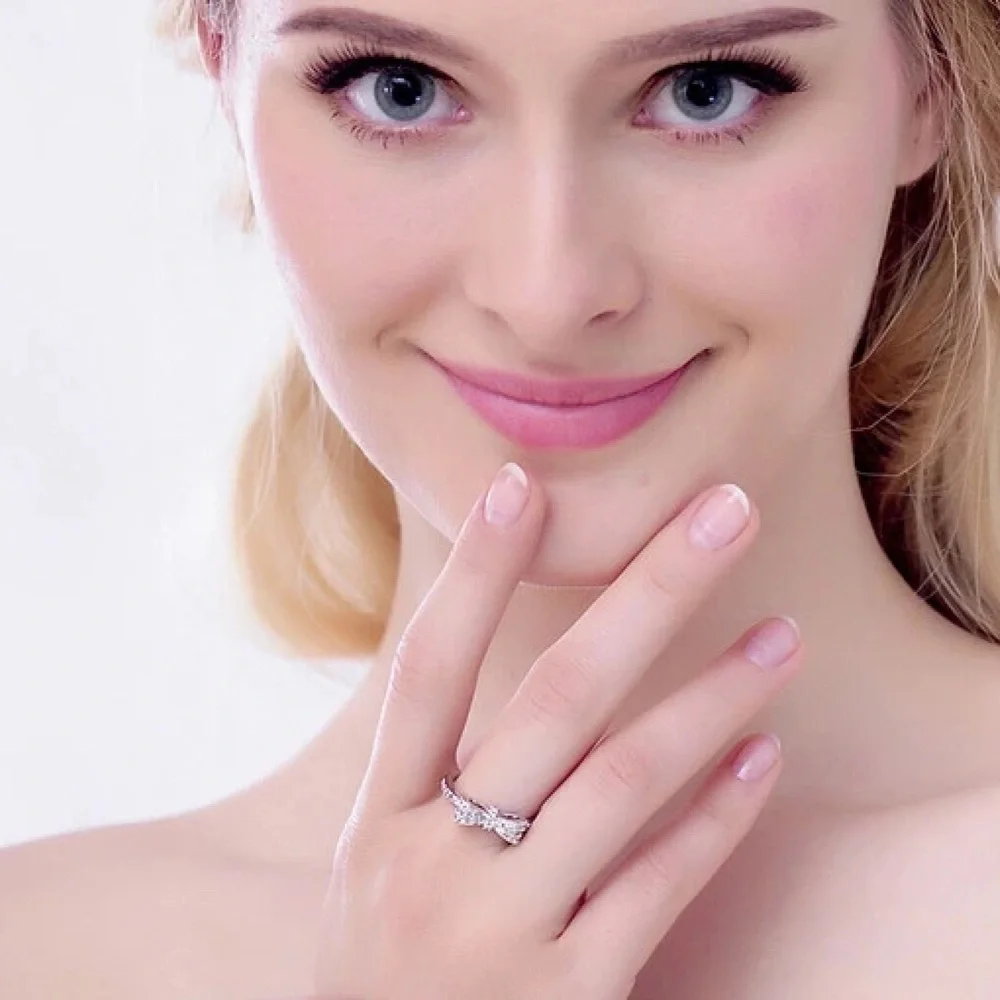 SILVER CUBIC ZIRCONIA MIDI BOW RING l Dainty Ring